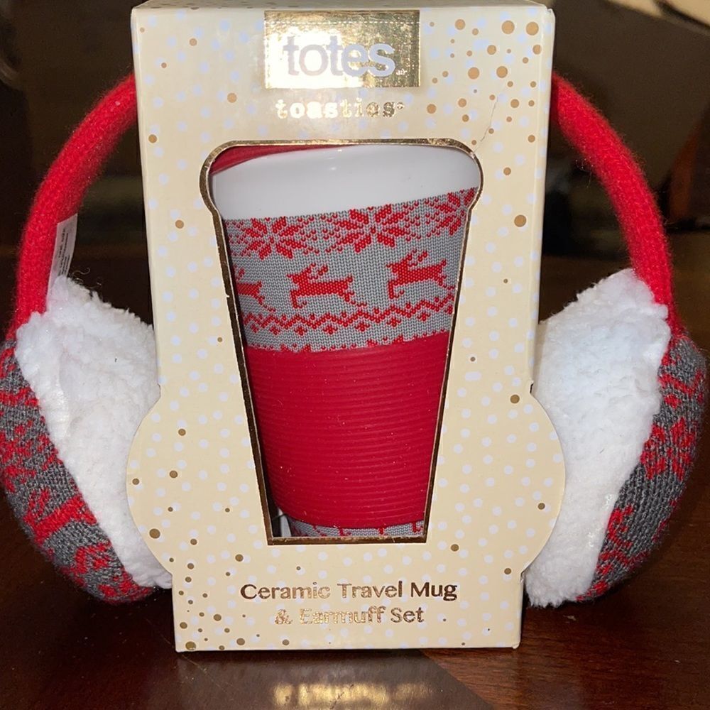 NWT Totes toasties ceramic travel mug & earmuff set